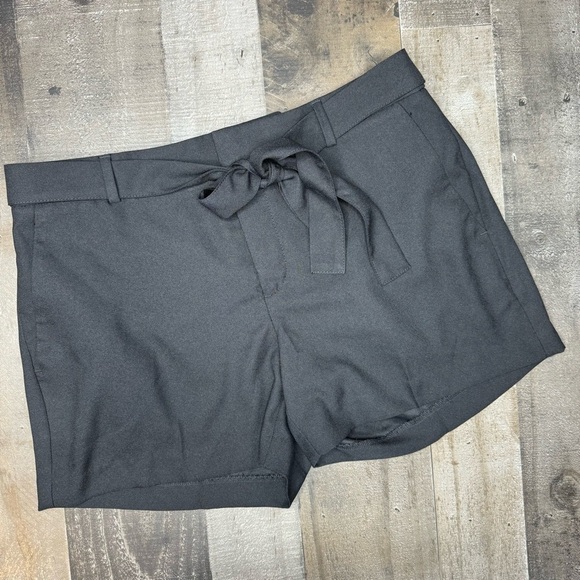 NWT Banana Republic Black 4” Dress Short size 6 - Picture 10 of 10